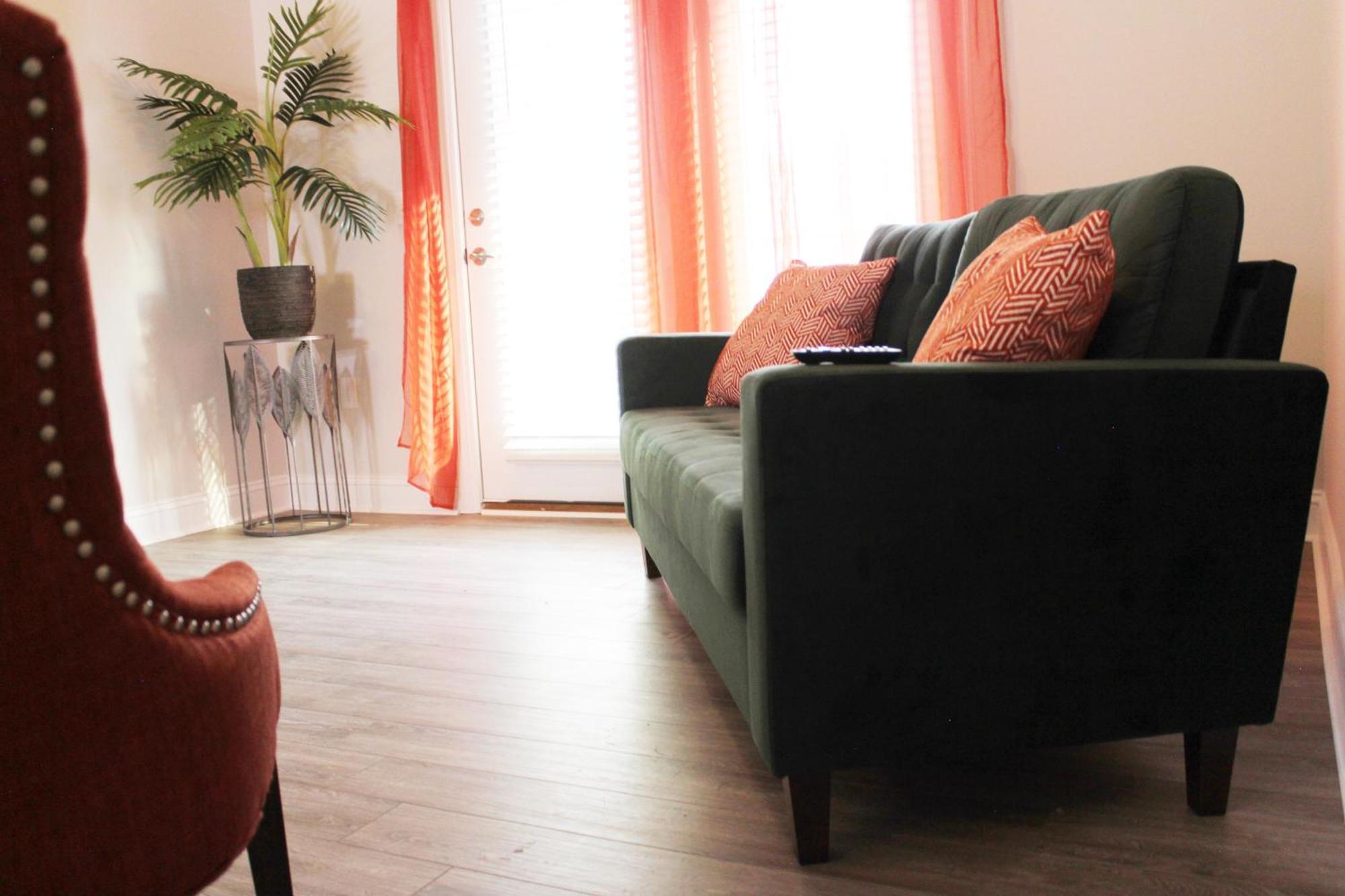 Quiet And Luxury Apartment - 10 Minutes From Ecu Winterville Luaran gambar